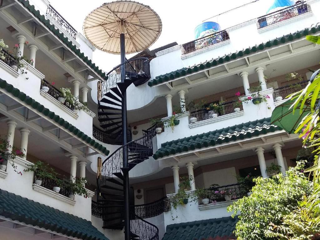 Hotel Galleria Davao City Eksteriør billede