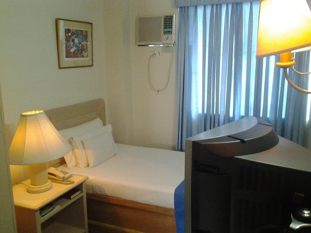 Hotel Galleria Davao City Eksteriør billede