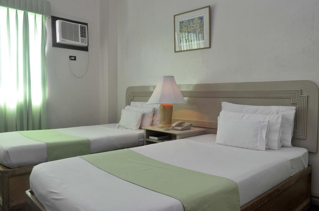 Hotel Galleria Davao City Eksteriør billede