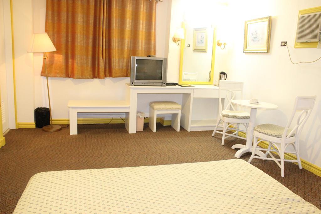 Hotel Galleria Davao City Eksteriør billede